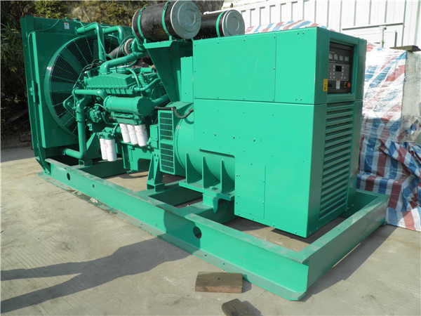 君山发电机租赁-厂家给大家介绍发电机失磁现象