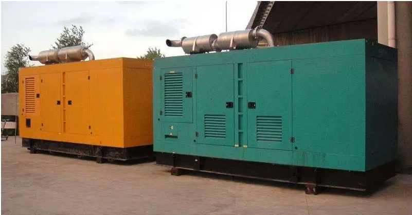 君山如何根据实际负载情况选择合适功率的发电机组？