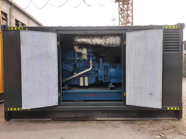 君山柴油发电机组的电瓶应该如何选择？