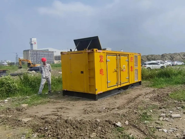 君山冬季低温环境下，发电机组启动电瓶的容量需求是否会增加？