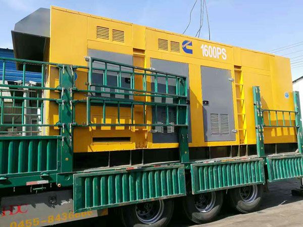 君山测量水冷式机油散热器密封件尺寸时的注意事项有哪些？